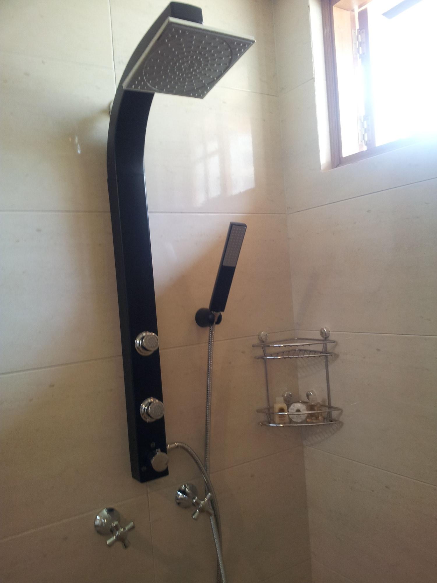 Hotel Santa Lucia Boutique Spa Bogota Bagian luar foto A shower