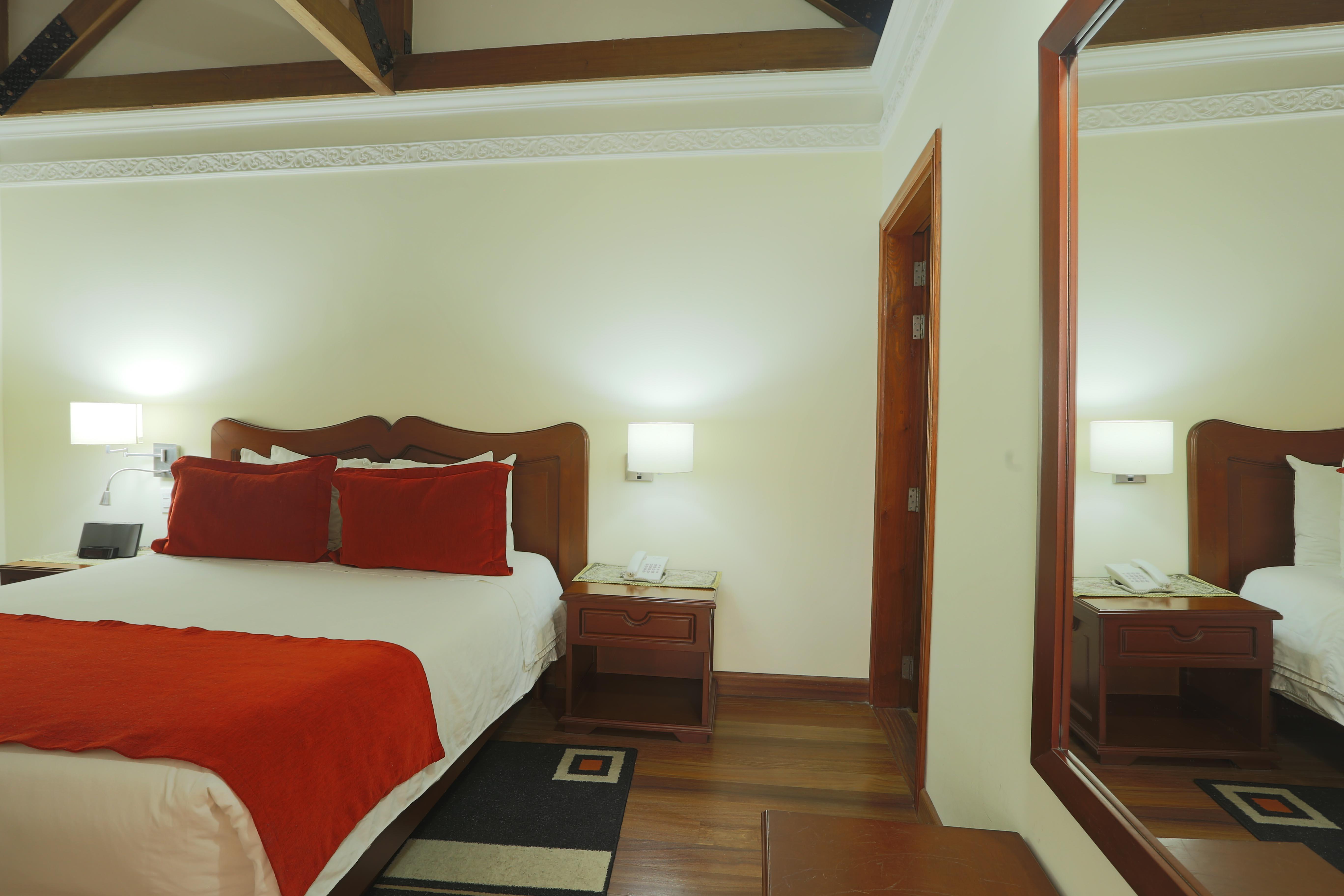 Hotel Santa Lucia Boutique Spa Bogota Bagian luar foto A bedroom at the hotel