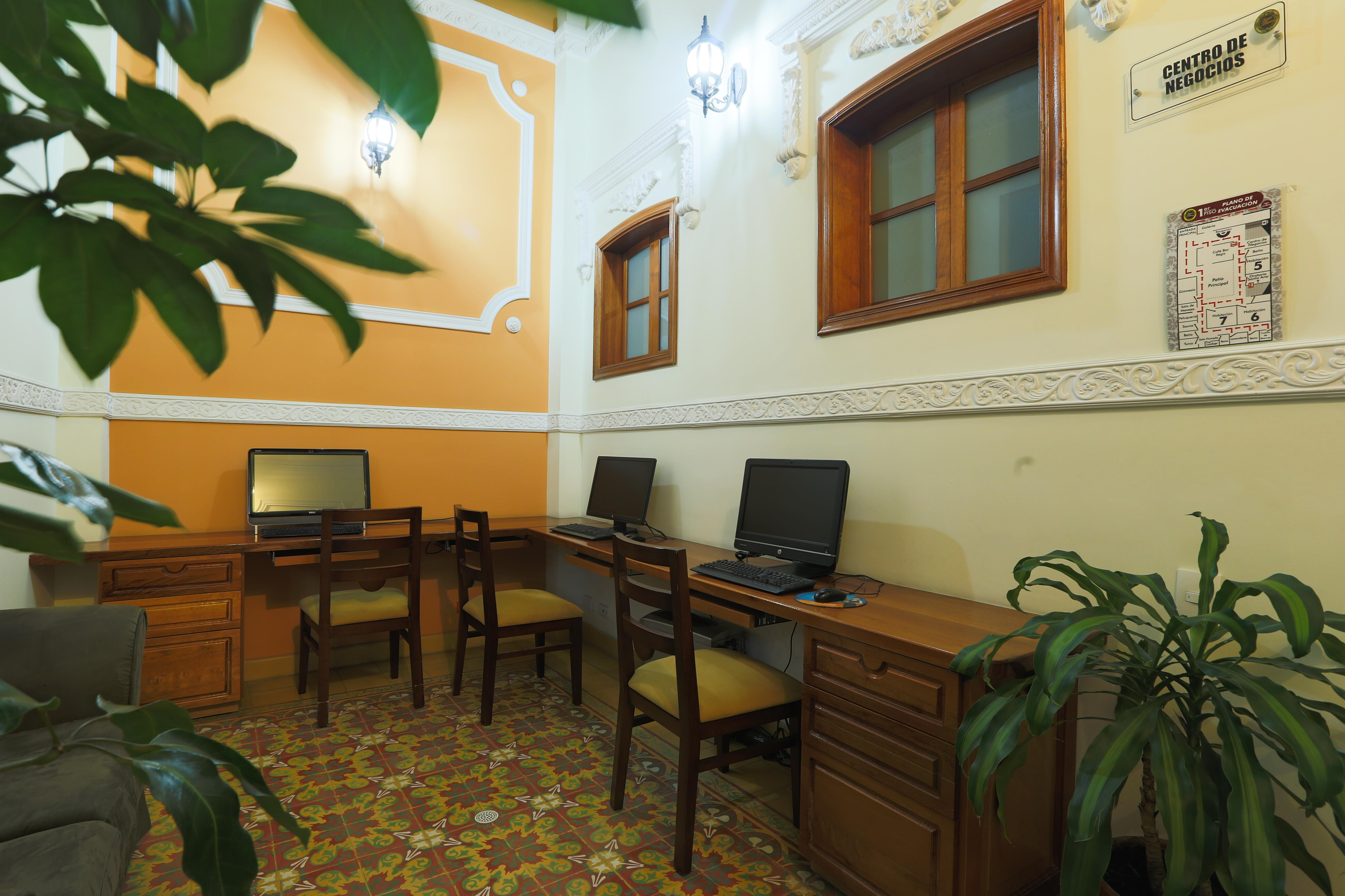 Hotel Santa Lucia Boutique Spa Bogota Bagian luar foto Internet room