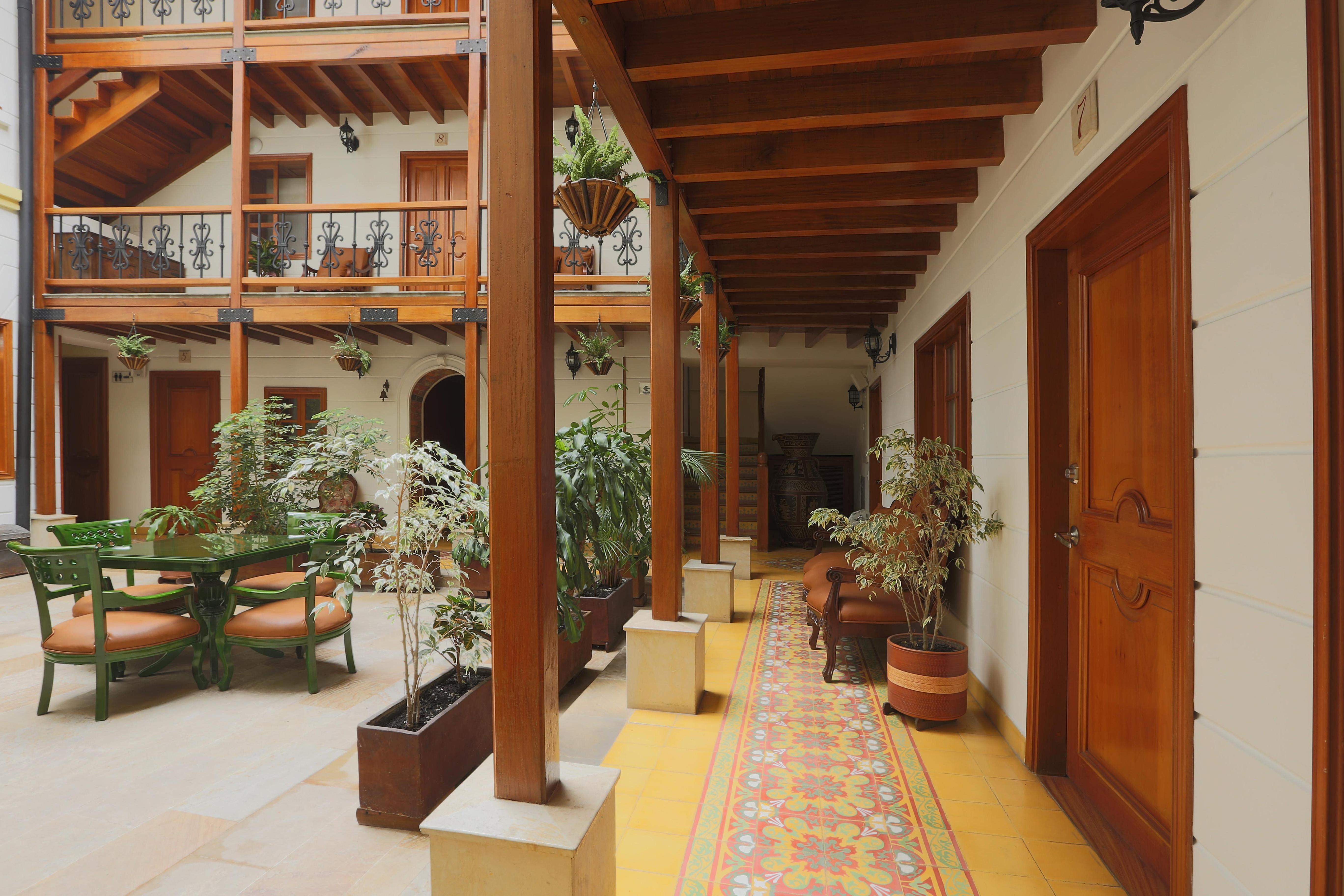 Hotel Santa Lucia Boutique Spa Bogota Bagian luar foto Interior of the hotel