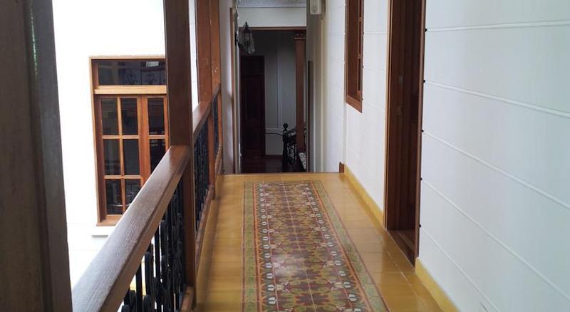 Hotel Santa Lucia Boutique Spa Bogota Bagian luar foto A corridor in a house