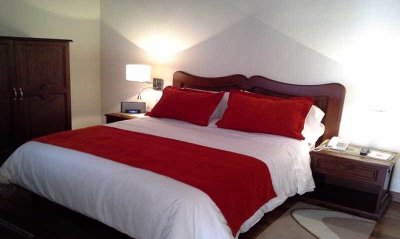 Hotel Santa Lucia Boutique Spa Bogota Bagian luar foto A bed runner