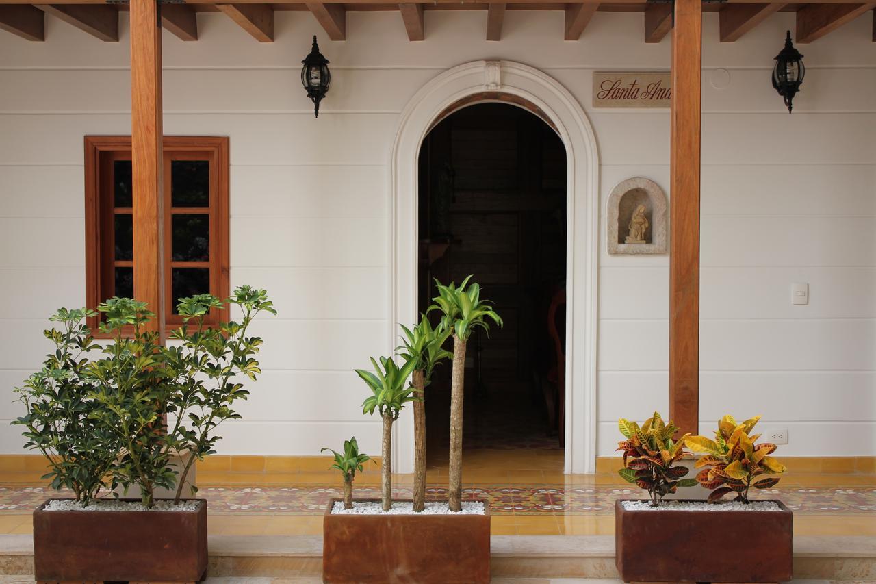 Hotel Santa Lucia Boutique Spa Bogota Bagian luar foto Casa de la Cultura Francesa