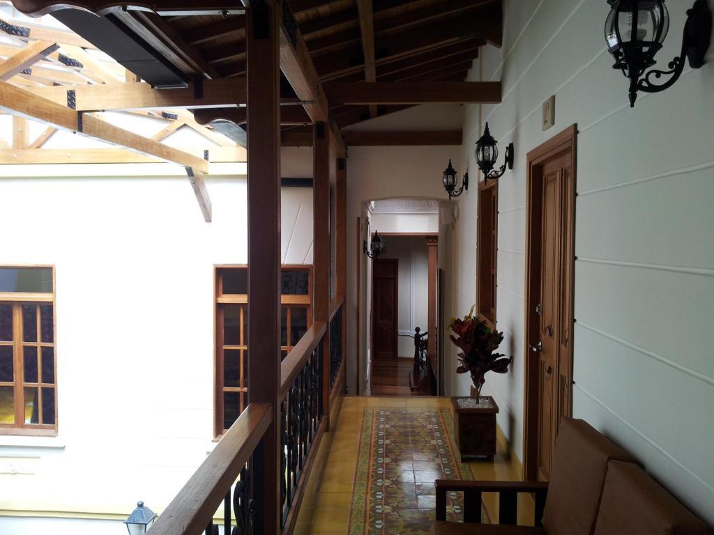 Hotel Santa Lucia Boutique Spa Bogota Bagian luar foto Interior of the house