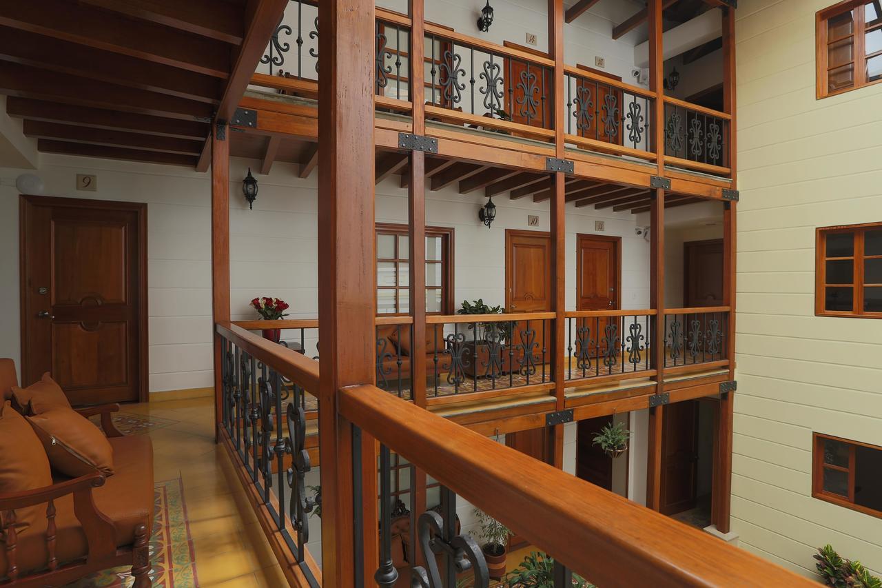 Hotel Santa Lucia Boutique Spa Bogota Bagian luar foto Interior of the hotel