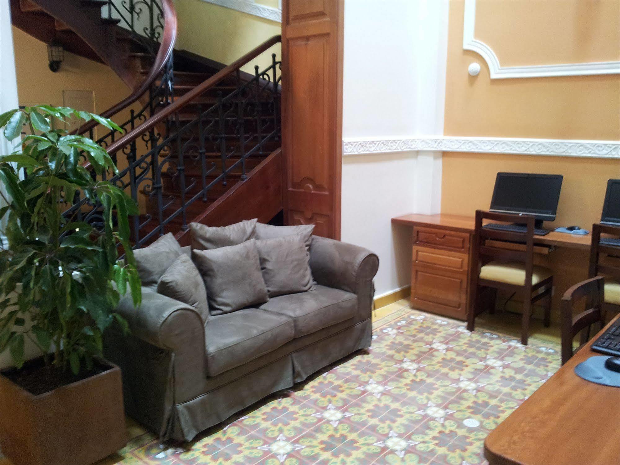 Hotel Santa Lucia Boutique Spa Bogota Bagian luar foto Library